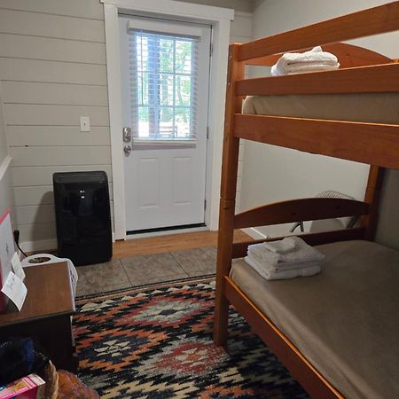 Barefoot Hills Hotel Dahlonega Exterior foto